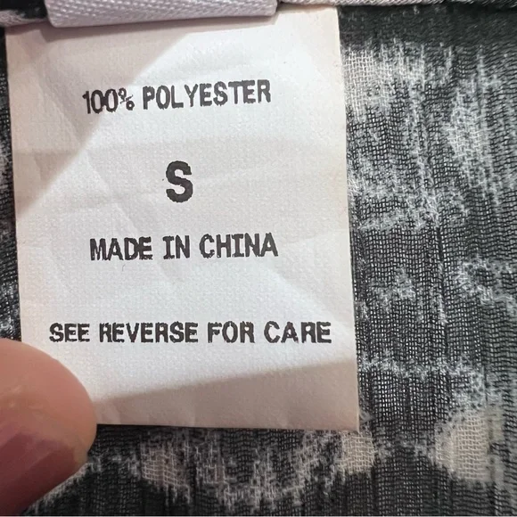 Badgley Mischka Black and White Beaded Oversized V-neck Swim Coverup Top, Small - Picture 5 of 11